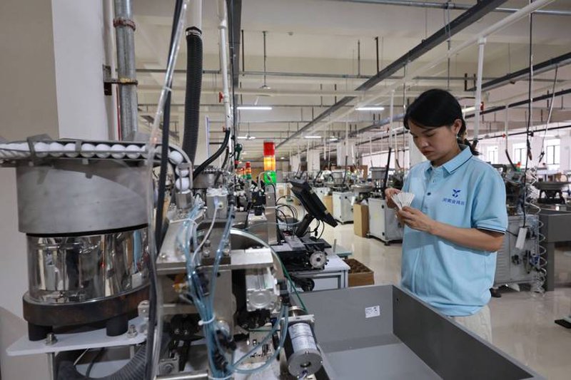 自动化新时代：PLC控制系统引领智能制造